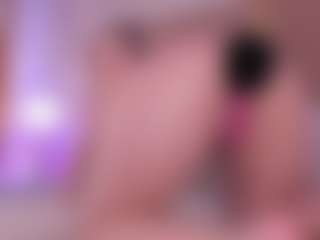 GretaVelvet's Live Sex Cam Show