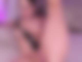 Live cam show with GretaVelvet - Striptease on Camsoda