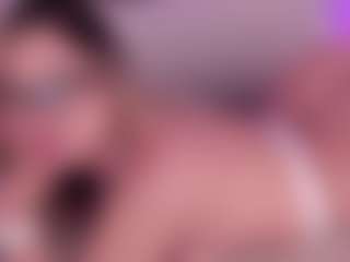 GretaVelvet's Live Sex Cam Show