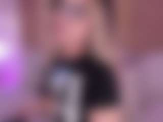 GretaVelvet's Live Sex Cam Show