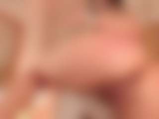 GretaVelvet's Live Sex Cam Show