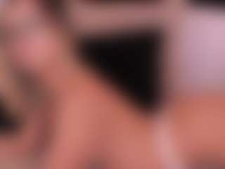 GretaVelvet's Live Sex Cam Show
