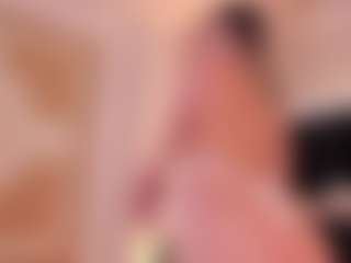 Live cam show with GretaVelvet - Striptease on sexylivex.com