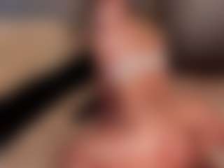 GretaVelvet's Live Sex Cam Show