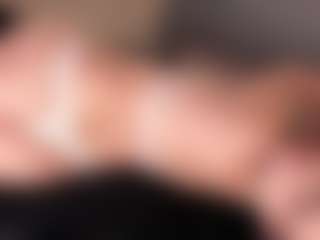 GretaVelvet's Live Sex Cam Show