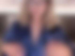 Live cam show with GretaVelvet - HD on Camversity