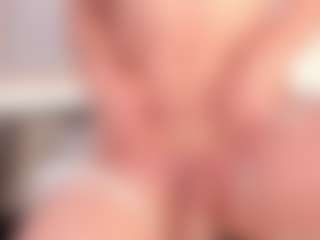 GretaVelvet's Live Sex Cam Show
