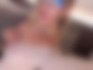 Live cam show with GretaVelvet - Ass Bouncing on hotwifechat.live