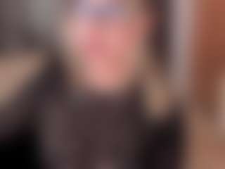 GretaVelvet's Live Sex Cam Show