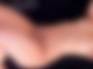 Live cam show with GretaVelvet - Shaved Pussy Lovense on Camsoda