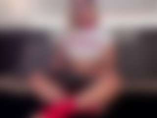 GretaVelvet's Live Sex Cam Show