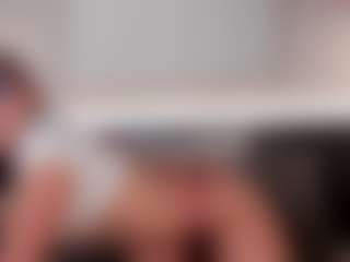 Live cam show with GretaVelvet - Blowjob on Camversity
