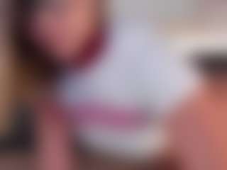 Spettacolo in cam dal vivo con GretaVelvet - Squirt su Camsoda