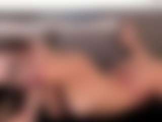 Live cam show with GretaVelvet - Lush on CamClone
