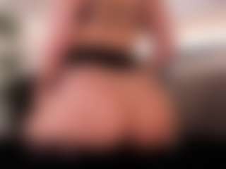 GretaVelvet's Live Sex Cam Show