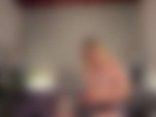 Live cam show with GretaVelvet - Blonde Hair Amateur on Camsoda