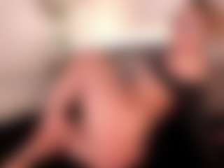 GretaVelvet's Live Sex Cam Show
