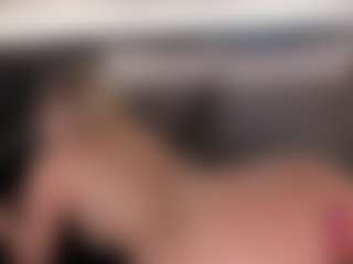 GretaVelvet's Live Sex Cam Show