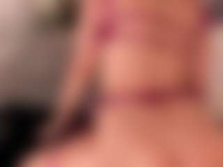GretaVelvet's Live Sex Cam Show