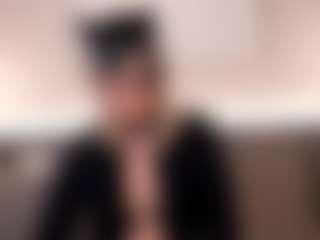 GretaVelvet's Live Sex Cam Show