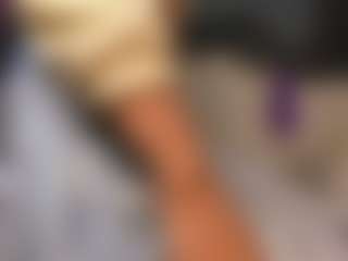 Live cam show with Antonia-Star - Brown Eyes on Camming Site