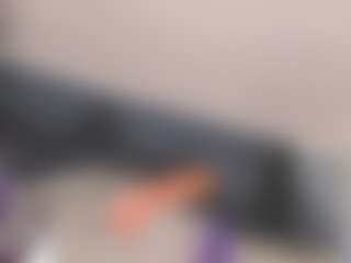 Live cam show with Antonia-Star - Smoking on intimatelivegirls.com