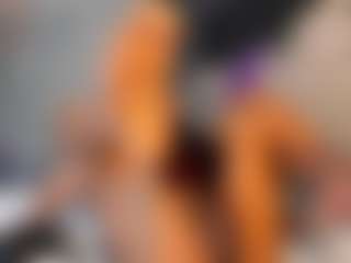 Live cam show with Antonia-Star - Drinking on StripNow