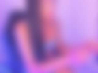Live cam show with Antonia-Star - Average on Camsoda