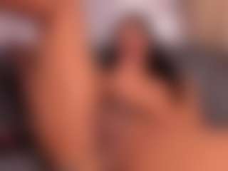 Show live cam dengan Antonia-Star - Big Balls di Camsoda