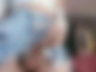 EmmaStone4u's Live Sex Cam Show