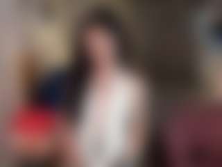 Live cam show with EmmaStone4u - White on Camsoda | colombia