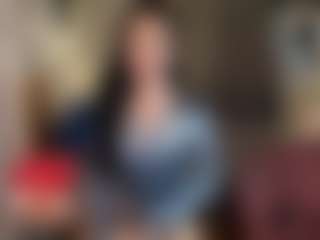 Live cam show with EmmaStone4u - Tease on liverealitysex.com