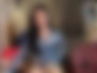 EmmaStone4u's Live Sex Cam Show