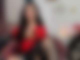 Live cam show with EmmaStone4u - Brown Eyes on Camsoda
