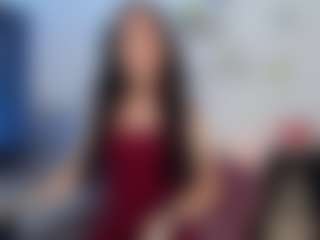 Live cam show with EmmaStone4u - Tease on Hubzter Live