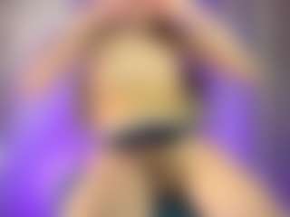 tommi's Live Sex Cam Show