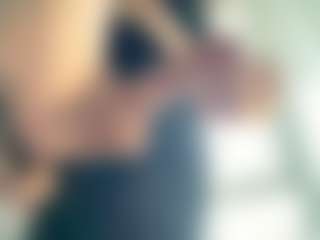 Live cam show with tommi - Lean on Camsoda
