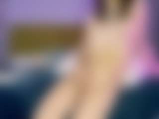 Live cam show with tommi - Orgasm on StripNow
