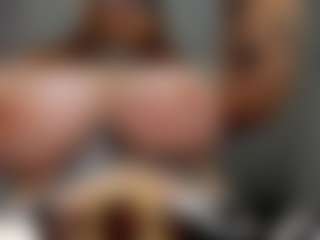 Rabbit_777 MILF webcam performer live streaming