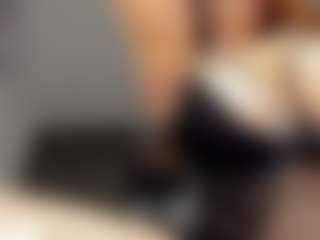 Live cam show with Rabbit_777 - Curvy on Gym Cam Girls