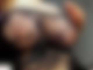 Live cam show with Rabbit_777 - BBW on TeamSkeetLive