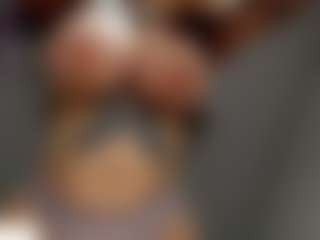 Rabbit_777 MILF webcam performer live streaming