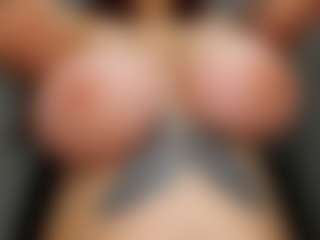 Live cam show with Rabbit_777 - White MILF on AdultVida.com | colombia
