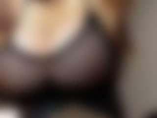 Rabbit_777's Live Sex Cam Show
