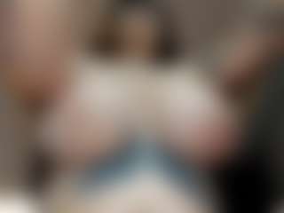 Live cam show with Rabbit_777 - Blonde Hair MILF on AdultVida.com