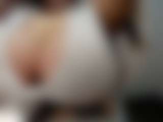Live cam show with Rabbit_777 - BBW on xDating