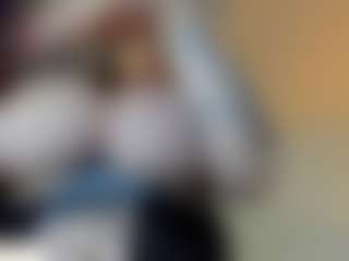 Live cam show with Rabbit_777 - Tease MILF on wildcum.com