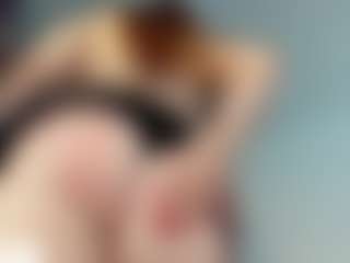 Rabbit_777 MILF webcam performer live streaming
