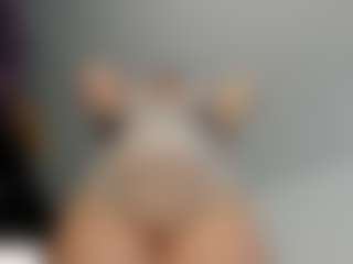 Live cam show with Rabbit_777 - White on Camversity | colombia