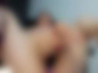 Live cam show with Rabbit_777 - Blonde Hair Curvy on AdultVida.com